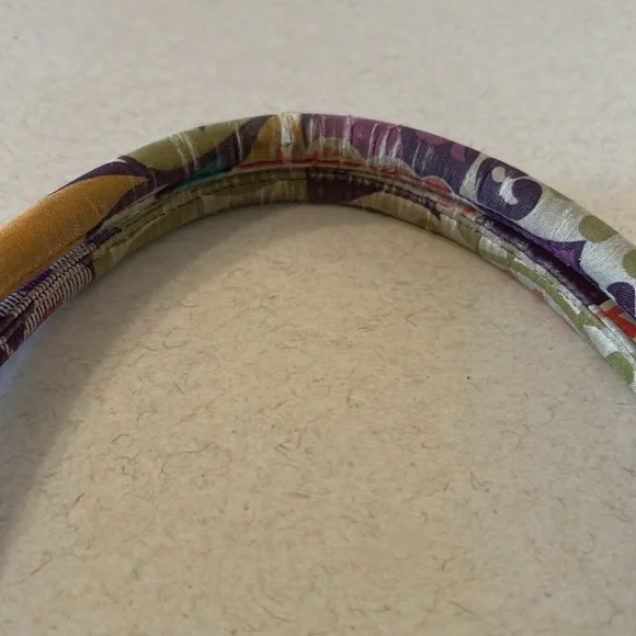 Vera Bradley Eloise Quilted Shoulder Bag in “Plum Crazy” (retired pattern) 💜💚 - Picture 5 of 15